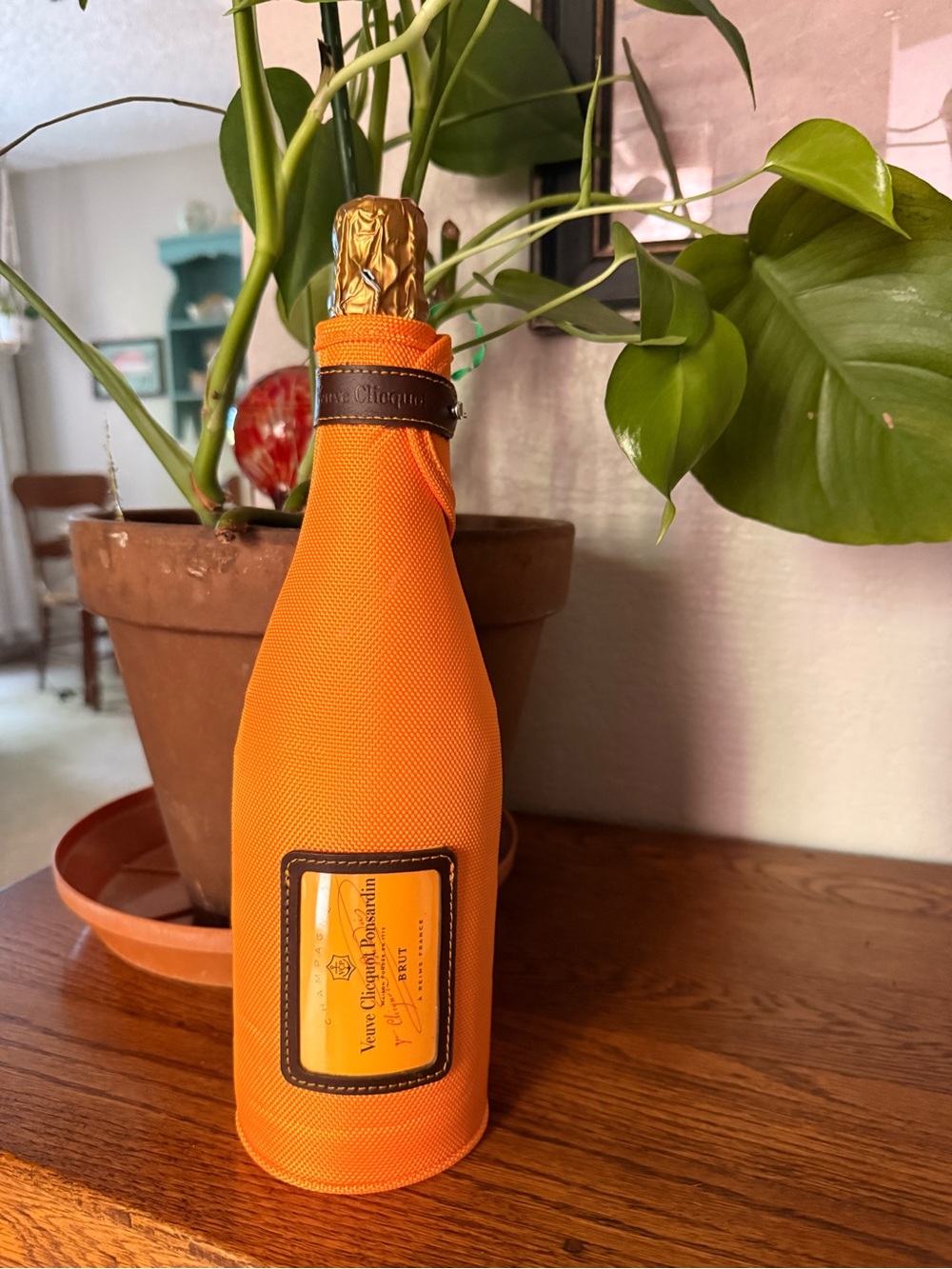 Veuve Clicquot Ponsardin Brut  Champagne Bag